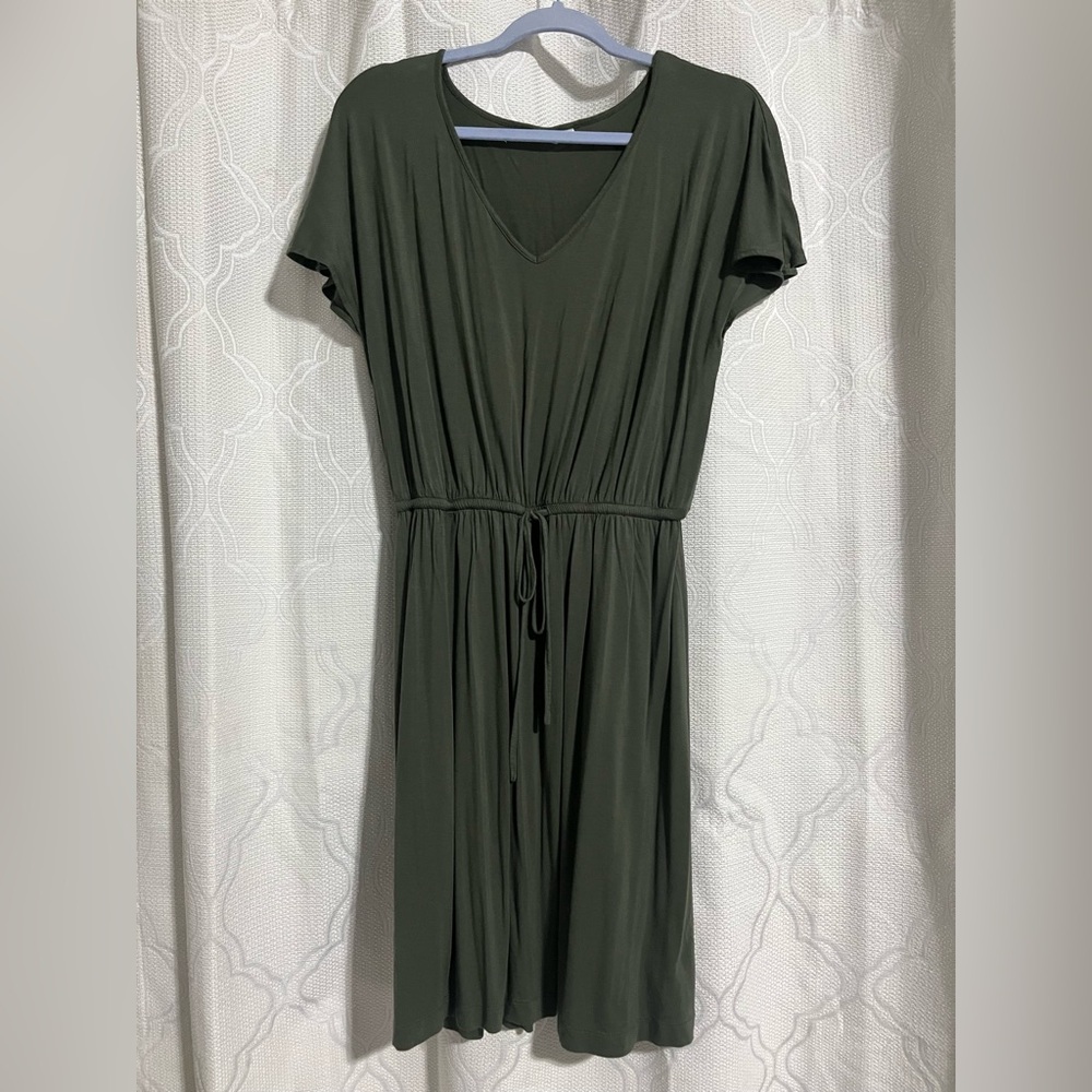 Gap Dark Olive V-neck Dress ~ Size Medium